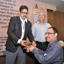 पूर्वोत्तर क्षेत्र में राजमार्ग और अवसंरचना के निर्माण में प्रमुख चुनैतियां तथा नवीन प्रौद्यागिकियों और सामग्रियों के उपयोग पर 30 जून एवं 01 जुलाई, 2015 को आयोजित सम्मेलन।