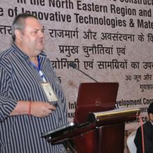 पूर्वोत्तर क्षेत्र में राजमार्ग और अवसंरचना के निर्माण में प्रमुख चुनैतियां तथा नवीन प्रौद्यागिकियों और सामग्रियों के उपयोग पर 30 जून एवं 01 जुलाई, 2015 को आयोजित सम्मेलन।