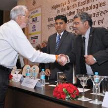 पूर्वोत्तर क्षेत्र में राजमार्ग और अवसंरचना के निर्माण में प्रमुख चुनैतियां तथा नवीन प्रौद्यागिकियों और सामग्रियों के उपयोग पर 30 जून एवं 01 जुलाई, 2015 को आयोजित सम्मेलन।